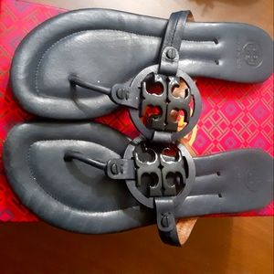 Tory Burch Sz 8 Navy Miller 2